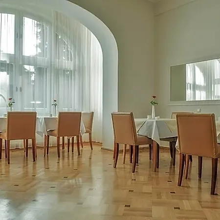 Hotel Augustenhof *